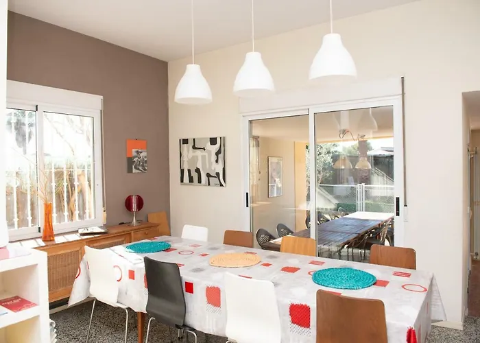 Rive Rouge * Riba-Roja De Turia