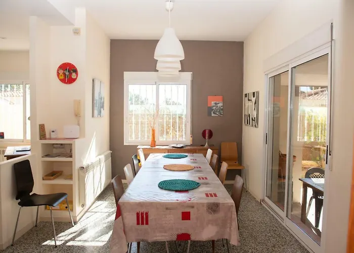 Rive Rouge Riba-Roja De Turia